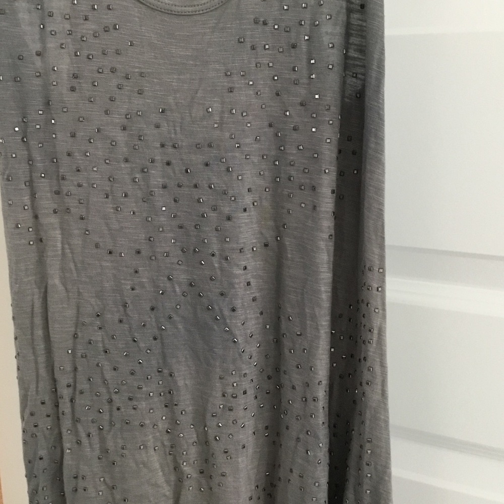 Banana Republic studded gray tank. NWT - womens size L. - Picture 3 of 13